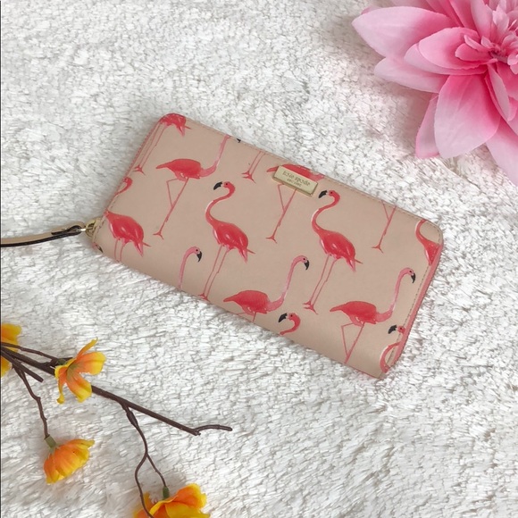 kate spade Handbags - 🌸OFFERS?🌸Kate Spade All Leather Flamingo Wallet